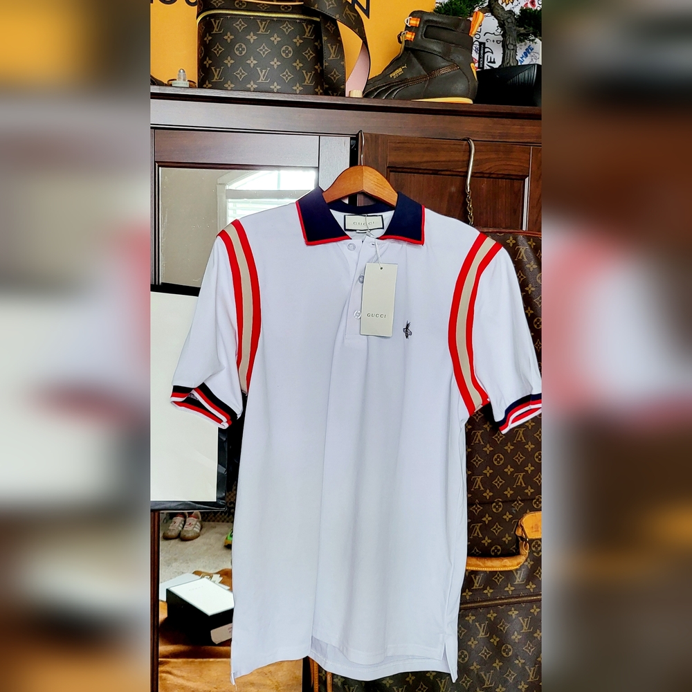 Never worn! Gucci White Bee Polo Shirt White 3XL (fits as an XL) Size MSRP $620